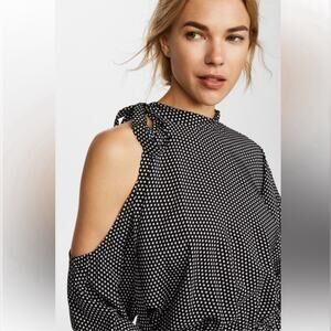 Silk Star Print Cold Shoulder Robert Rodriguez 100 Silk Dress, XSmall